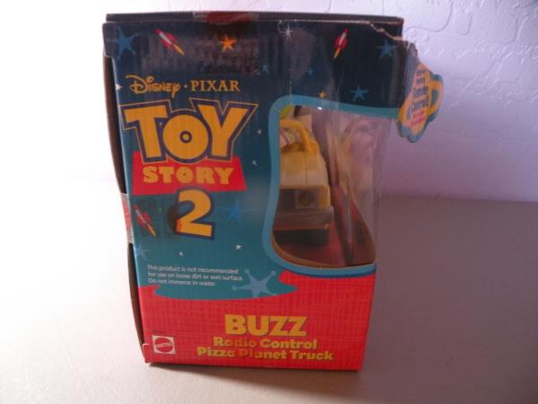 Toy Story 2 Buzz Lightyear RADIO CONTROL Pizza Planet Truck Sealed Damaged Box